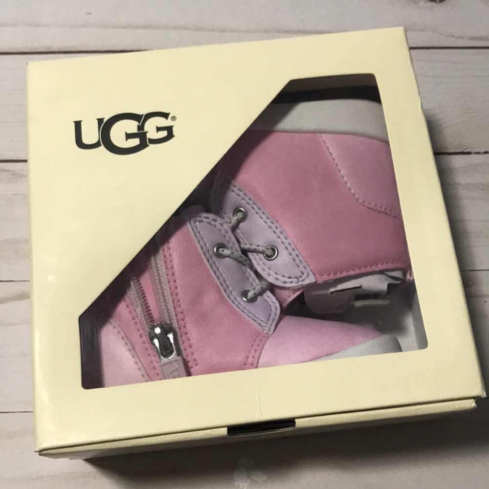 Brand New Ugg Baby Boots 4/5
